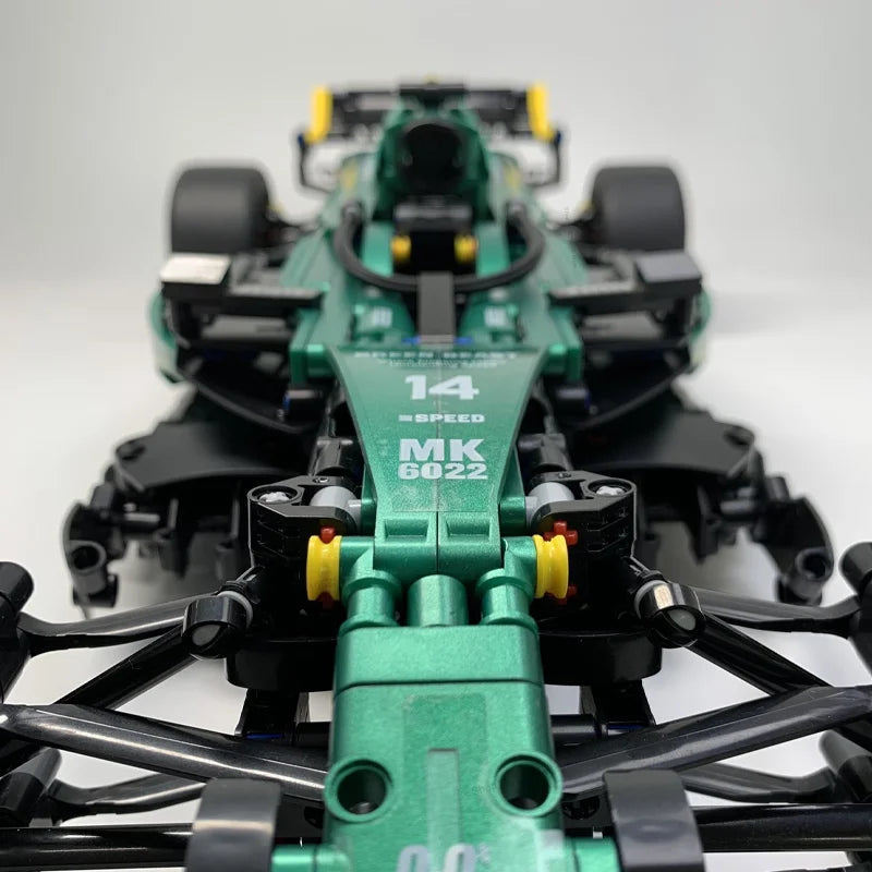 Aston Martin AMR25 F1 Blocos 1912 Peças - Carro de Corrida 1:8 | Blockz